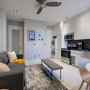 Cozy & Convenient Midtown Apartment! New York